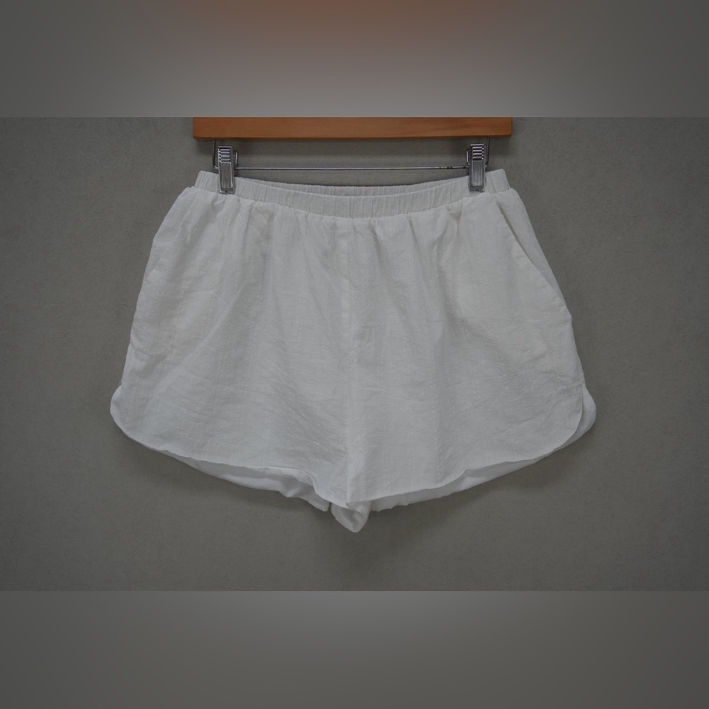 Princess Polly White Pull On Shorts